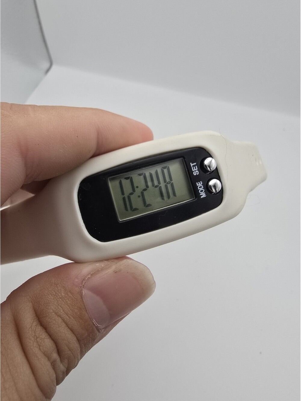 Crane Womens White Watch Fitness Tracker  Works